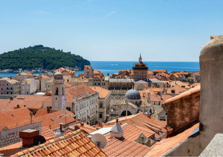 Dubrovnik ville fortifiée toits mer