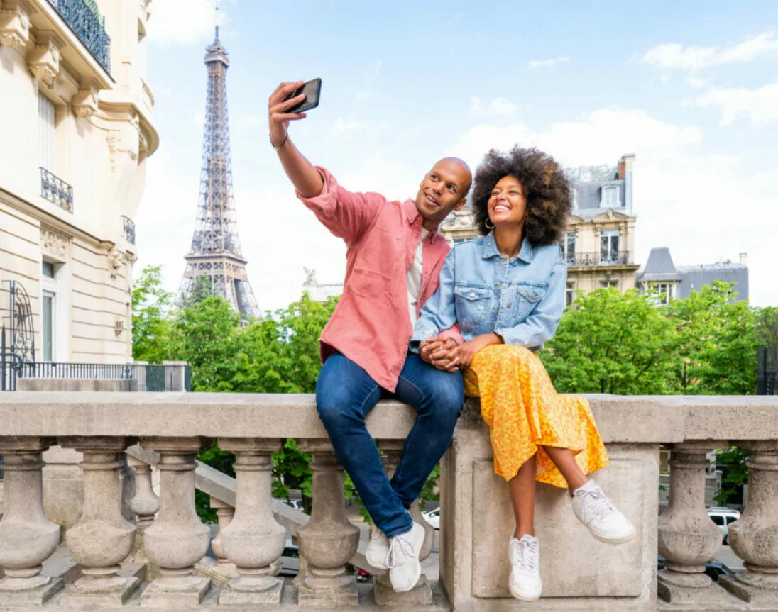 Couple à Paris