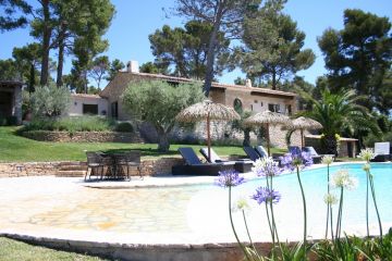 Les quelque 500 nouvelles maisons de vacances sont disséminées dans toute la France, et se concentrent plus particulièrement en Provence/Côte d’Azur